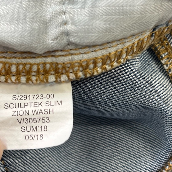 Athleta Skulptek Slim Zion Wash Jeans Size 4 - Picture 10 of 11